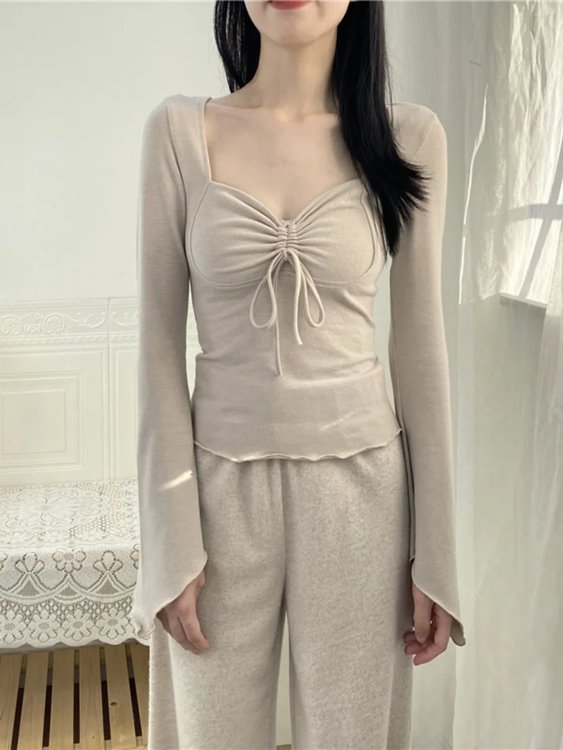 Sweet Women Tees Large Flared Sleeves Drawstring And Lace-up T Shirt Cotton Casual Tops Square Collar Tops K087
Sweet Women Tees Large Flared Sleeves Drawstring And Lace-up T Shirt Cotton Casual Tops Square Collar Tops K087