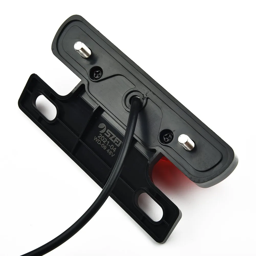 36-60V High Quality E-bike Rear Light Flashing Brake Highlight Tail Light Safety Warning Rear Lamp For Electric Bicycle
36-60V High Quality E-bike Rear Light Flashing Brake Highlight Tail Light Safety Warning Rear Lamp For Electric Bicycle