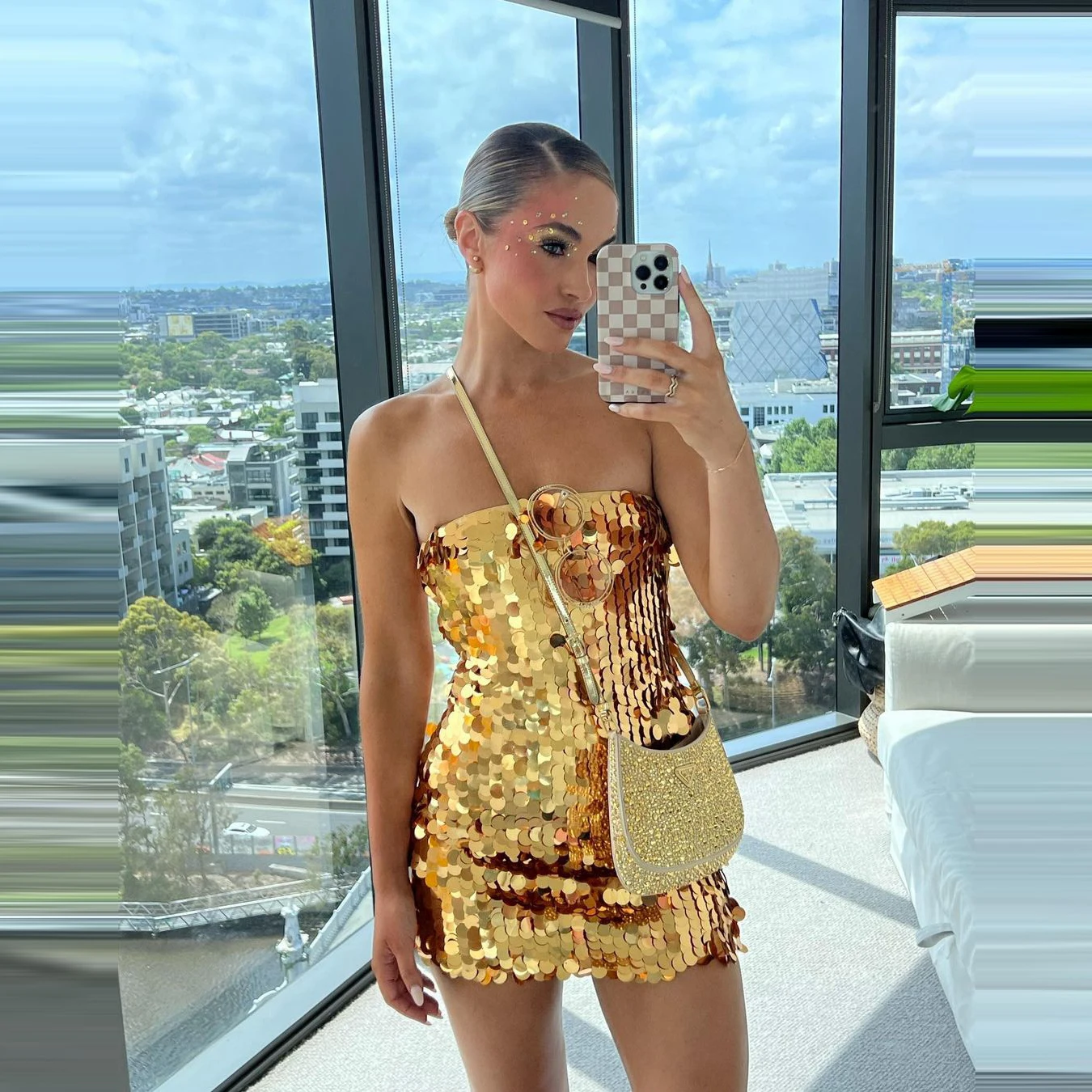 Потрясающие вечерние платья с золотыми блестками, вырезом лодочкой, без бретелек, мини-длина, изготовленное на заказ женское коктейльное платье макси для выпусквечерние вечера
Потрясающие вечерние платья с золотыми блестками, вырезом лодочкой, без бретелек, мини-длина, изготовленное на заказ женское коктейльное платье макси для выпусквечерние вечера