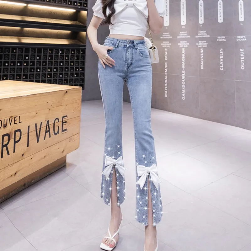 2022 New Summer Split Fork Jeans Hot Drilling Bow Micro Horn Y2k High Waist Show Thinness Ninth Pants Free Shipping
2022 New Summer Split Fork Jeans Hot Drilling Bow Micro Horn Y2k High Waist Show Thinness Ninth Pants Free Shipping