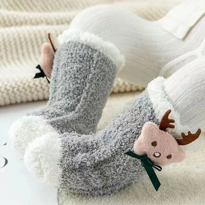 Cartoon Plush Baby Socks Winter Warm Coral Fleece Mid Tube Sock Solid Color Cute Elk Xmas Tree Bow Rabbit Toddler Floor Socks
Cartoon Plush Baby Socks Winter Warm Coral Fleece Mid Tube Sock Solid Color Cute Elk Xmas Tree Bow Rabbit Toddler Floor Socks