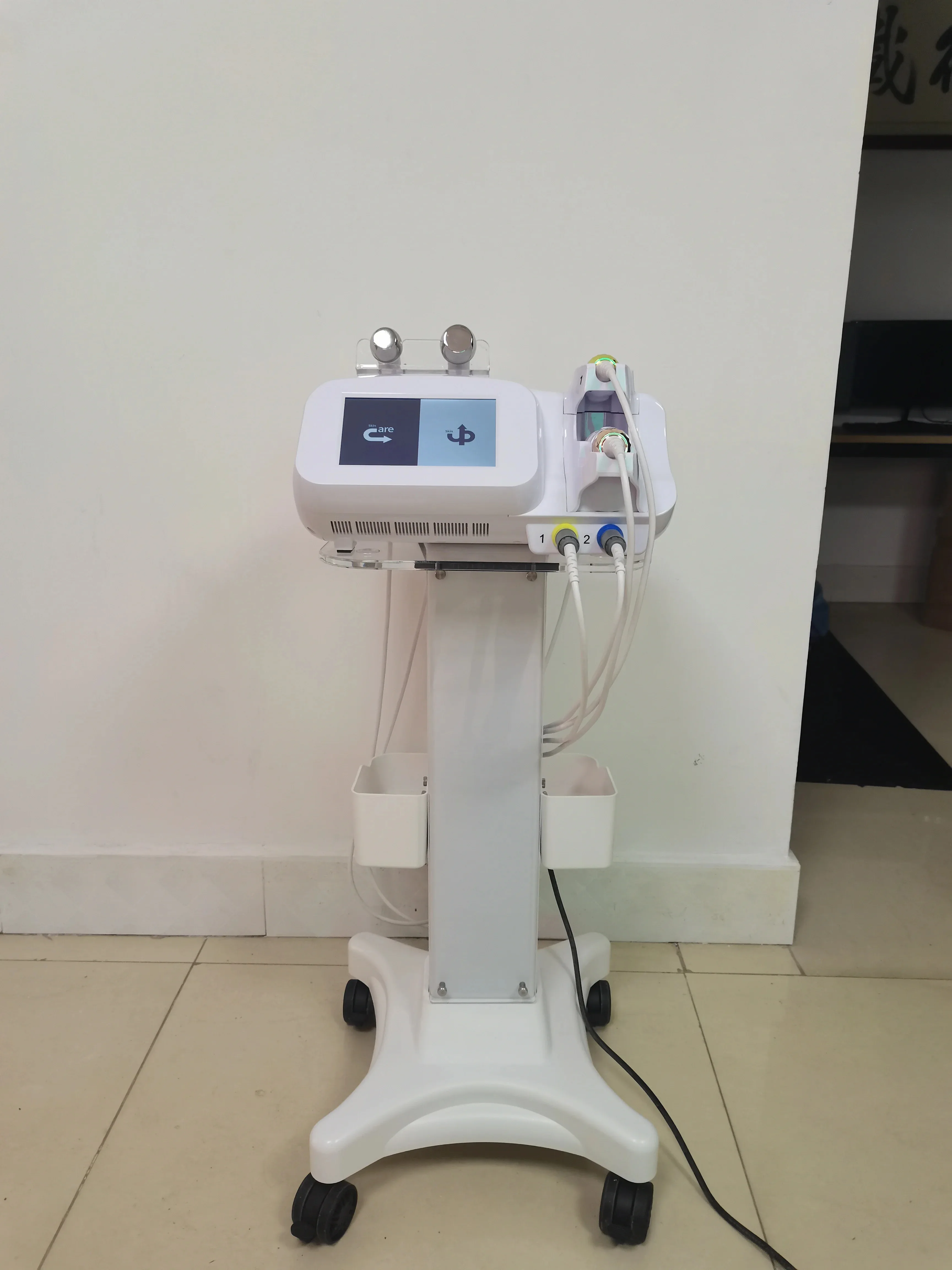 

2024 NEW 4 In 1 Non Surgical Stellar D Face Lift Anti-aging Tightening Repair Machine Promoting Collagen Regenera With CE