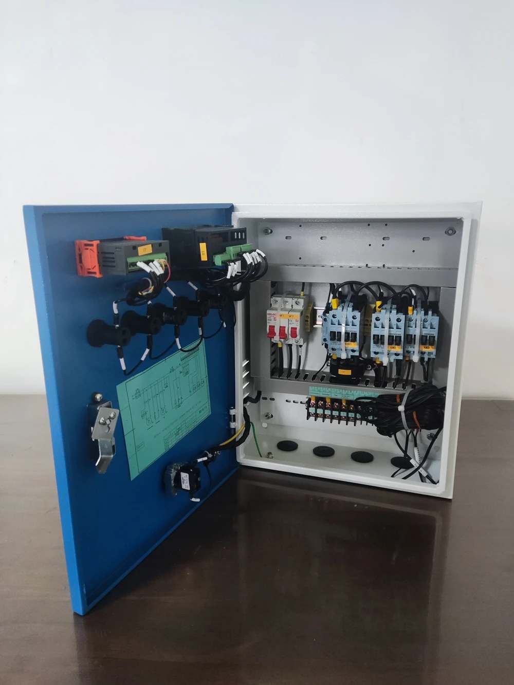 1/220/60, 5hp, MTC-6000N, Cold Room Control System Cold Storage Room Power Temperature Defrost Controller Customized Electric Controller 2 Mallzona S794e24c7710c41f1b0f45efd41583c8bp 1/220/60, 5hp, MTC-6000N, Cold Room Control System Cold Storage Room Power Temperature Defrost Controller Customized Electric Controller Mallzona