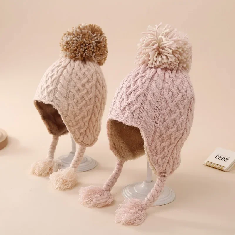 Baby Plus Velvet Ear Protection Wool Hat New Winter Girl Baby Solid Color Knitted Hat Braid Hat
Baby Plus Velvet Ear Protection Wool Hat New Winter Girl Baby Solid Color Knitted Hat Braid Hat