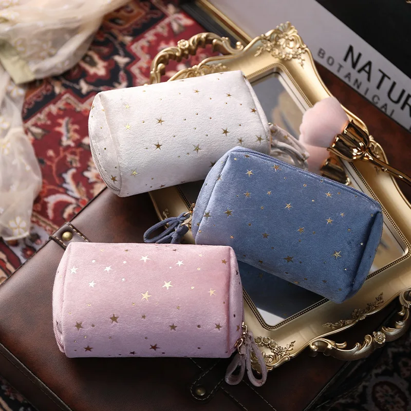Women Soft Velvet Star Decoration Cosmetic Bag Make Up Storage Bag Travel Makeup Toiletry Package Bag Organizer Pouch Case
Women Soft Velvet Star Decoration Cosmetic Bag Make Up Storage Bag Travel Makeup Toiletry Package Bag Organizer Pouch Case