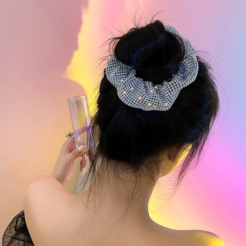 Sweet Design Hair Tie Scrunchie Shiny Rhinestone Elastic Hair Bands Korean Hairband Girls Women Casual Headwear Hair Accessories
Sweet Design Hair Tie Scrunchie Shiny Rhinestone Elastic Hair Bands Korean Hairband Girls Women Casual Headwear Hair Accessories