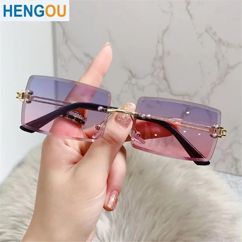 

2022 New Fashion Sunglasses Vintage Rimless Frameless Rectangle Shades Gradient UV400 Summer Sun Glasses for Women