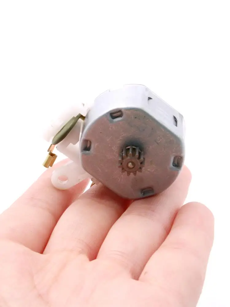 Authentic Rear Door Trunk Luggage Lock Motor for 1999-2006 Nissan Almera Sunny Sentra
Authentic Rear Door Trunk Luggage Lock Motor for 1999-2006 Nissan Almera Sunny Sentra