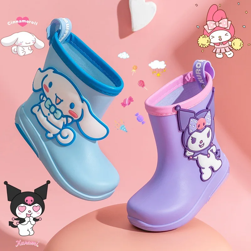 Милые детские Нескользящие дождевые сапоги Kuromi 2024 Sanrio с мультяшным рисунком водонепроницаемые резиновые дождевые сапоги для девочек
Милые детские Нескользящие дождевые сапоги Kuromi 2024 Sanrio с мультяшным рисунком водонепроницаемые резиновые дождевые сапоги для девочек