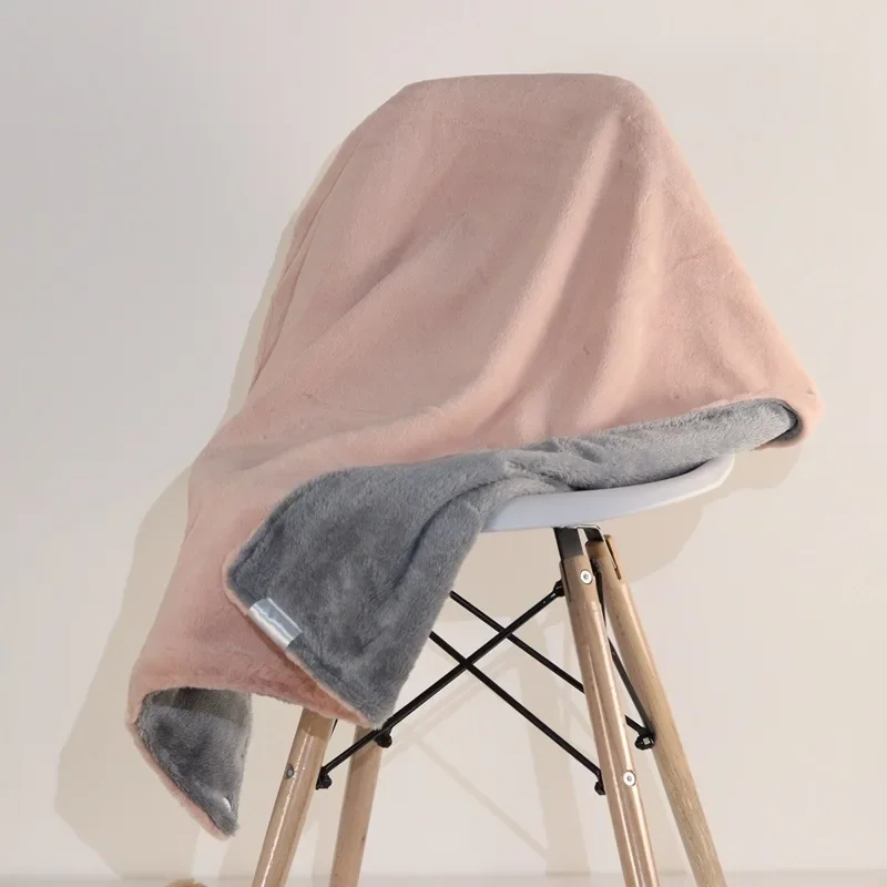Winter Cold Protection Body Warmer Usb Heated Warm Shawl Electric Heated Plush Blanket Rabbit Hair Flannel Heated Blanket
Winter Cold Protection Body Warmer Usb Heated Warm Shawl Electric Heated Plush Blanket Rabbit Hair Flannel Heated Blanket