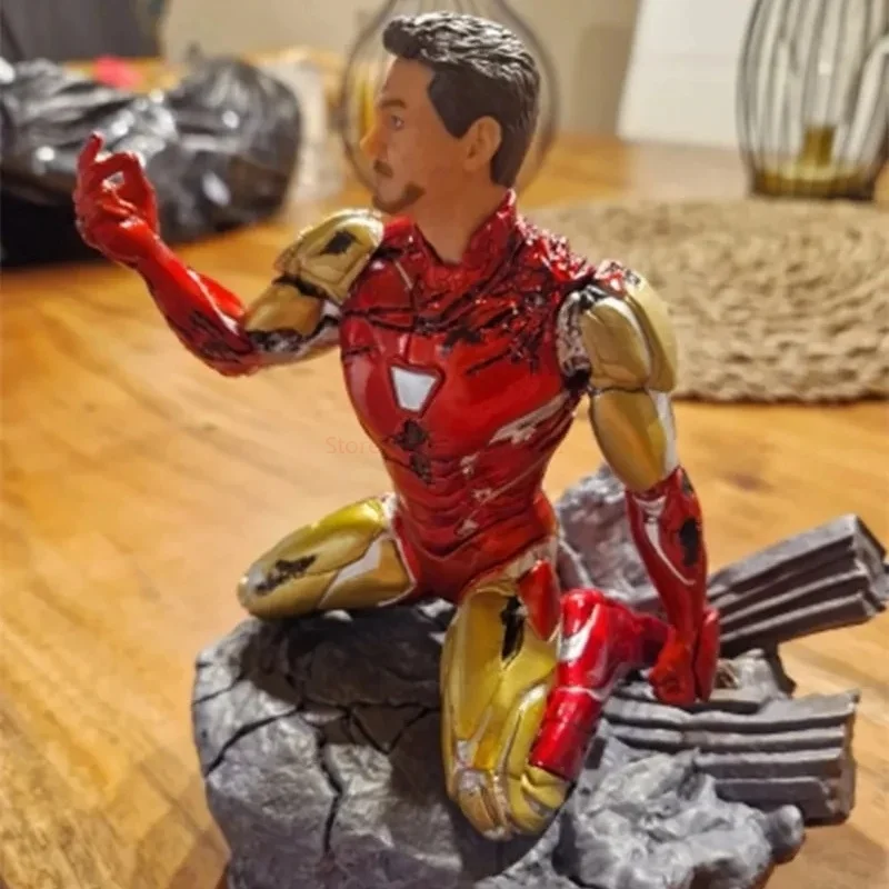 

New The Avengers Endgame Iron Man Mk85 Snap Your Fingers Gk Kneeling Statue Boxed Figure Collection Decoration Kids Toys Gifts