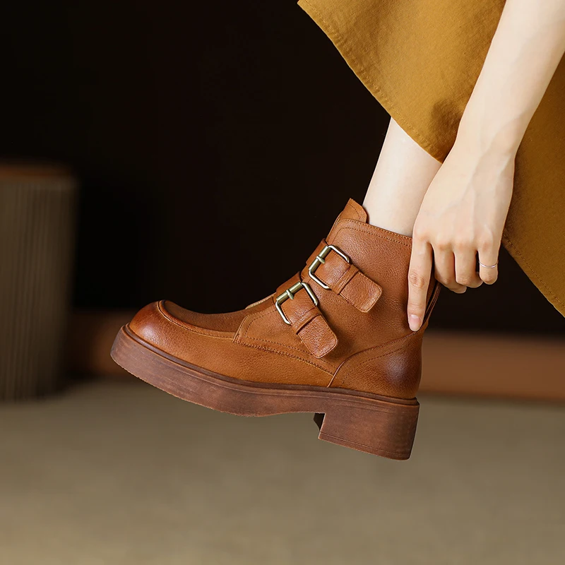 Women ankle boots natural leather 22-24.5CM Rubbing Nubago cowhide full leather modern boots French Vintage Buckle outdoor boots 
Women ankle boots natural leather 22-24.5CM Rubbing Nubago cowhide full leather modern boots French Vintage Buckle outdoor boots