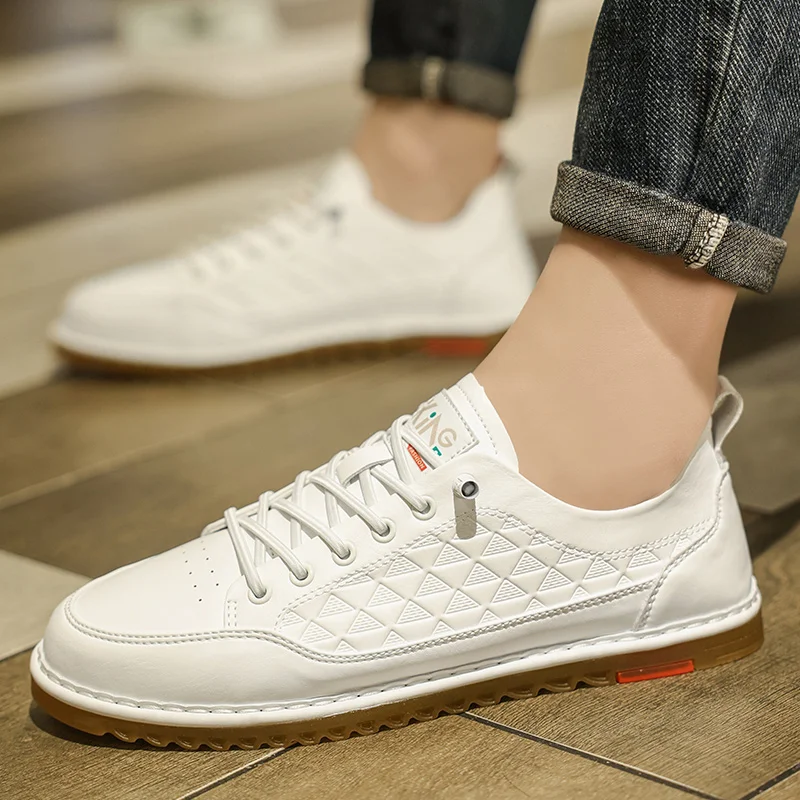 New Breathable Mens Casual Shoes Luxury Brand Designer Casual Shoes Moccasins Lightweight Comfy Men Sneakers Zapatos Hombre
New Breathable Mens Casual Shoes Luxury Brand Designer Casual Shoes Moccasins Lightweight Comfy Men Sneakers Zapatos Hombre