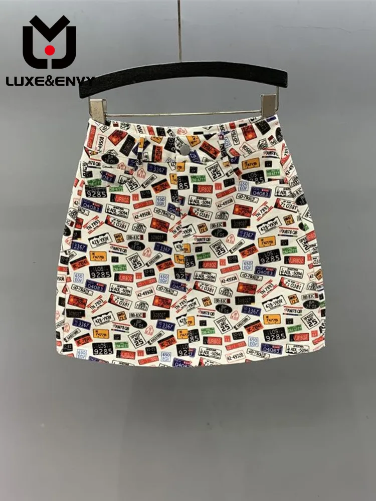 

LUXE&ENVY Design sense trendy printed denim short skirt 2024 summer new high waisted slimming hip skirt A-line skirt