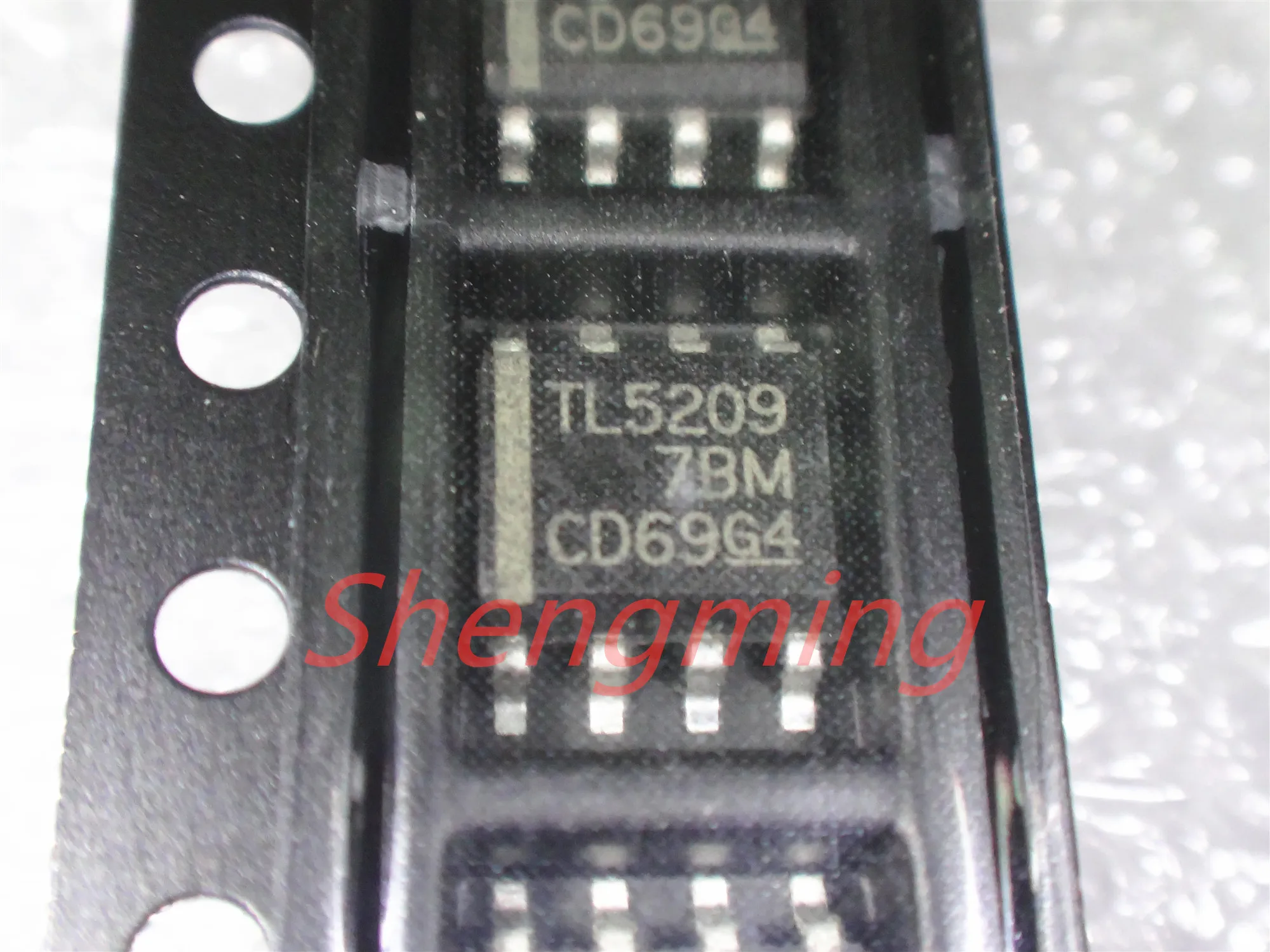 Фото 10PCS TL5209DR TL5209 SOP-8 | Электронные компоненты и принадлежности