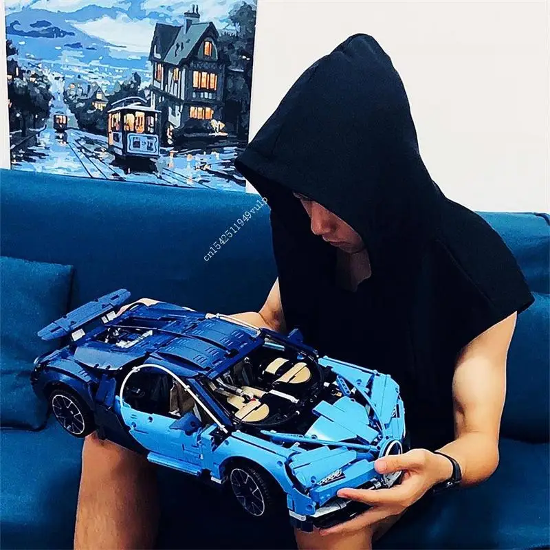 Супер гоночный автомобиль Bugattied Chiron модель 1:8 статические строительные блоки 42083s Кирпичи Детские игрушки для детей подарки на день рождения 3599 шт.
Супер гоночный автомобиль Bugattied Chiron модель 1:8 статические строительные блоки 42083s Кирпичи Детские игрушки для детей подарки на день рождения 3599 шт.