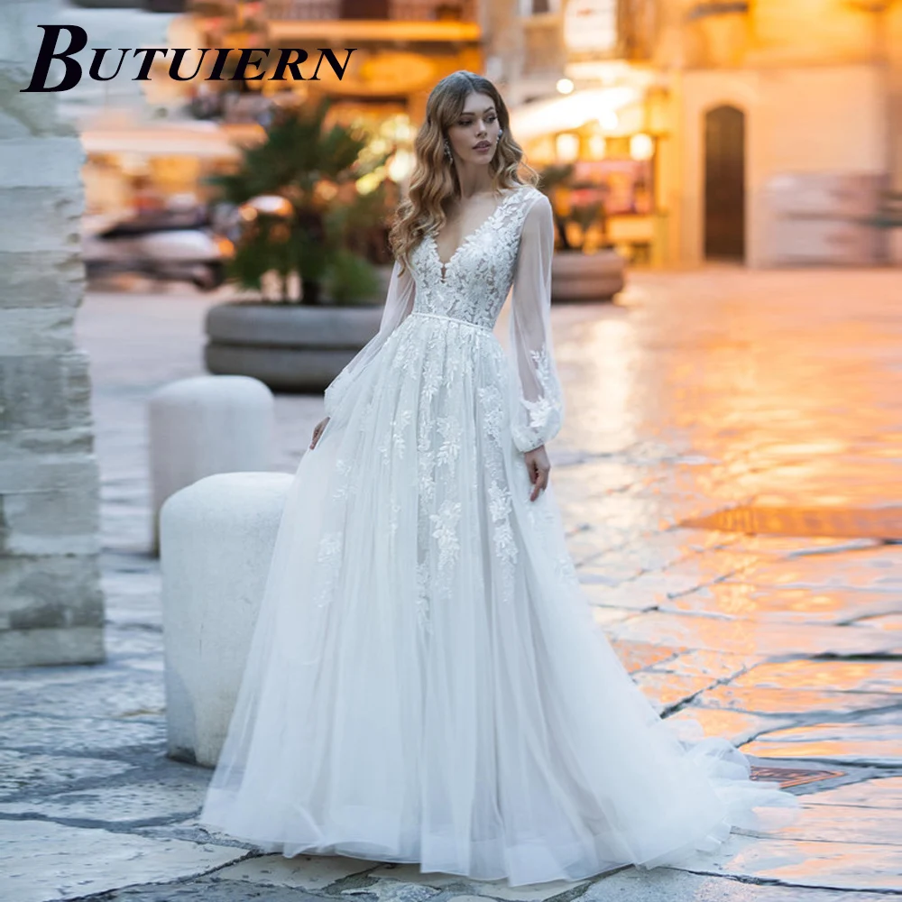 BUTUIERN Sweet Appliques Wedding Dress V-neck Lace Aline Puffy Sleeves Bridal Gown Back Button With Court Train Customised
BUTUIERN Sweet Appliques Wedding Dress V-neck Lace Aline Puffy Sleeves Bridal Gown Back Button With Court Train Customised