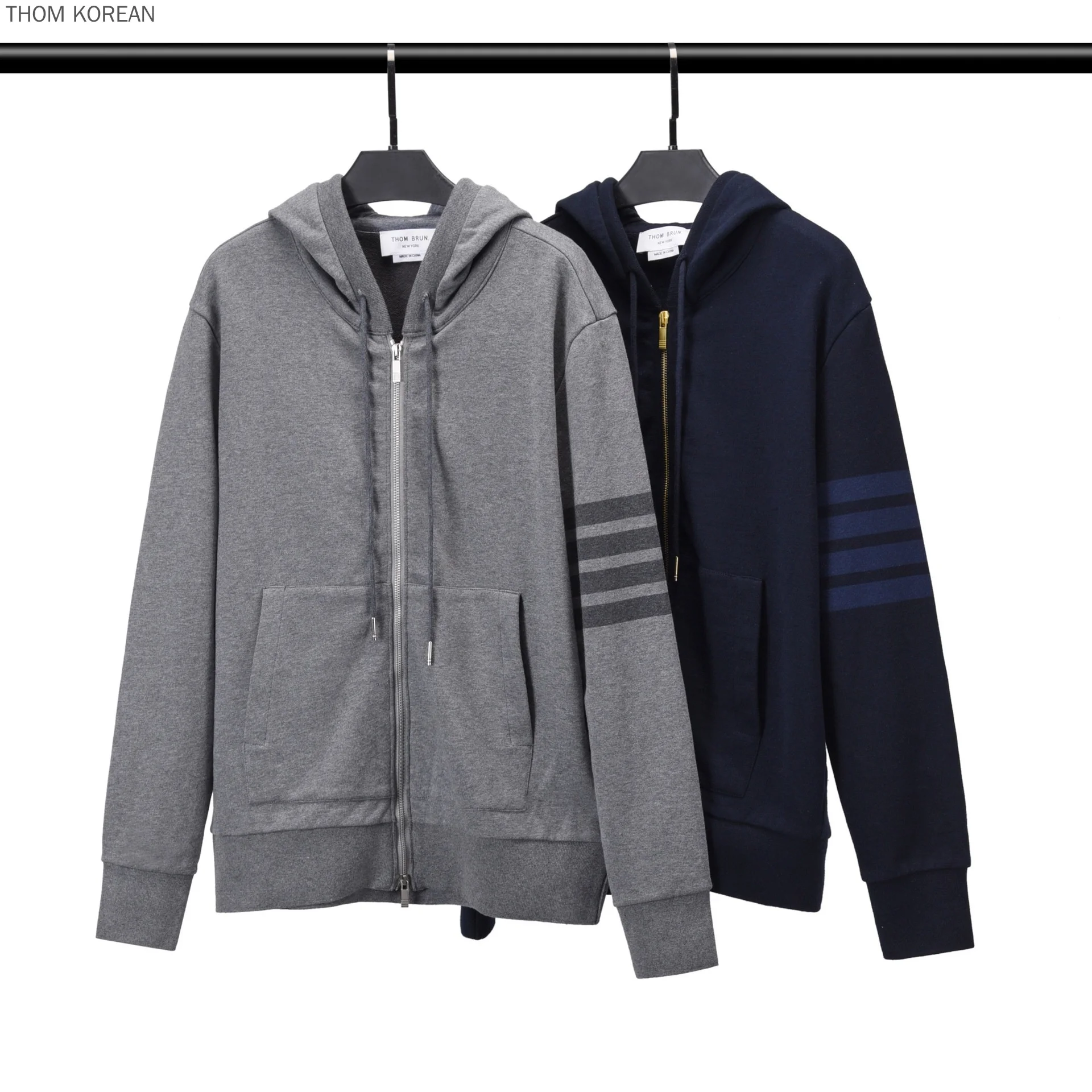 Winter tb Men Jacket Hooded Casual Cotton Coat Striped Zipper Outerwear Pockets Sweater Slim High Quality Korean
Winter tb Men Jacket Hooded Casual Cotton Coat Striped Zipper Outerwear Pockets Sweater Slim High Quality Korean