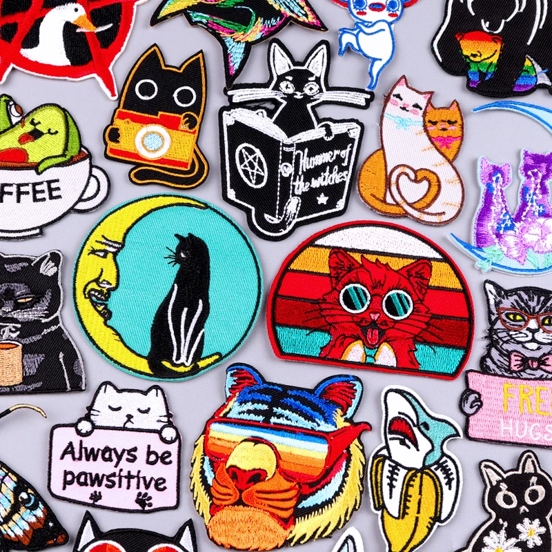 

Cat Embroidery Patch Cartoon Animal Patch DIY Iron On Patches For Clothing Thermoadhesive Patches On Clothes Jacket Sew Applique