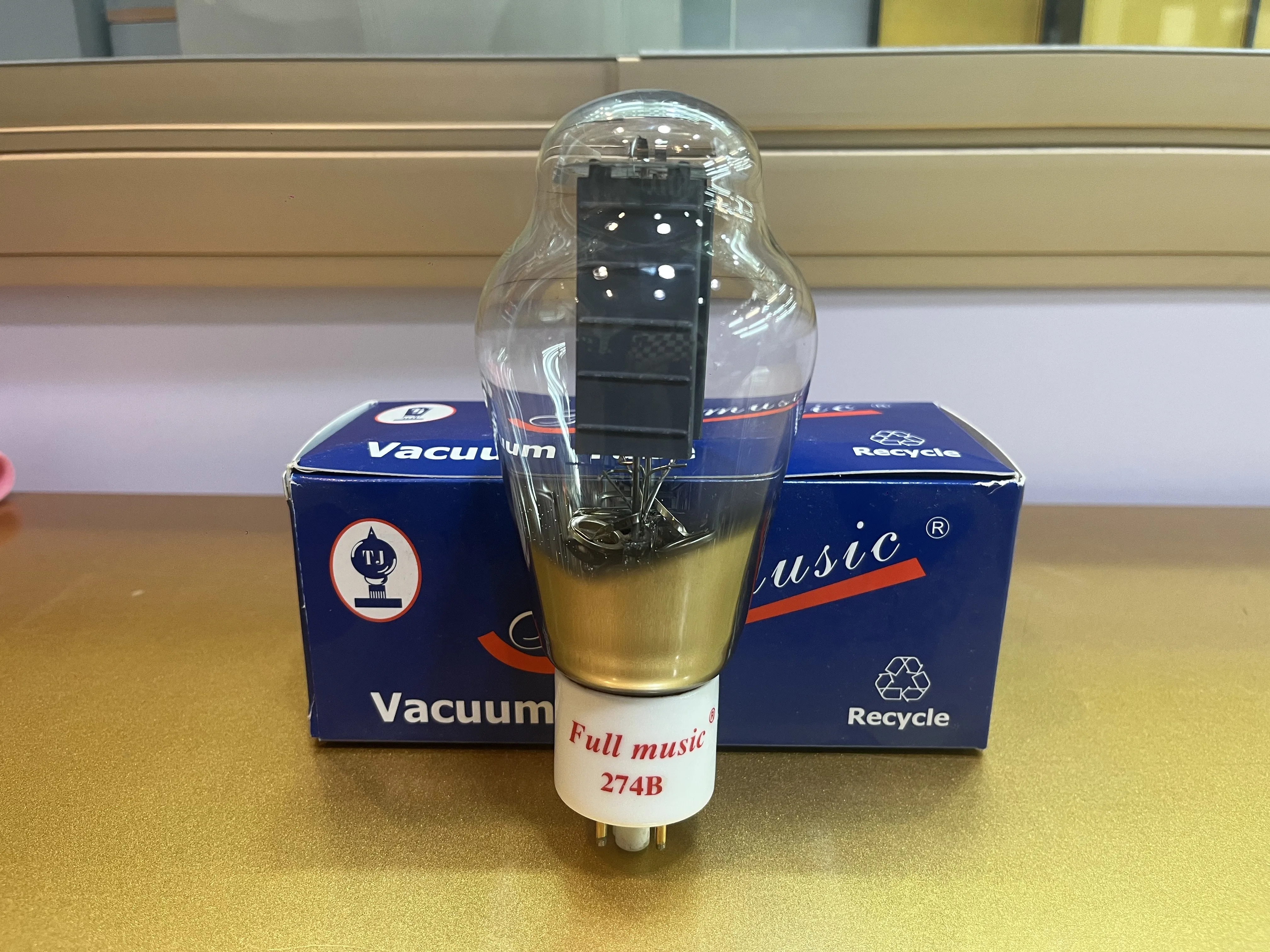 1 шт., электронная трубка-выпрямитель Fullmusic Tianjin 274B, прямая замена на 5AR4 5U4G 5Z3P в форме баклажана
1 шт., электронная трубка-выпрямитель Fullmusic Tianjin 274B, прямая замена на 5AR4 5U4G 5Z3P в форме баклажана