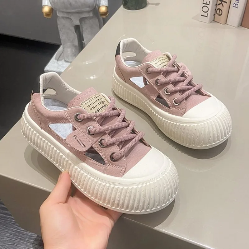 Summer Fashion Platform Hollow Out Retro Women Flat Shoes Designer New Soft Sole Increase Casual Women Sports Shoes
Summer Fashion Platform Hollow Out Retro Women Flat Shoes Designer New Soft Sole Increase Casual Women Sports Shoes