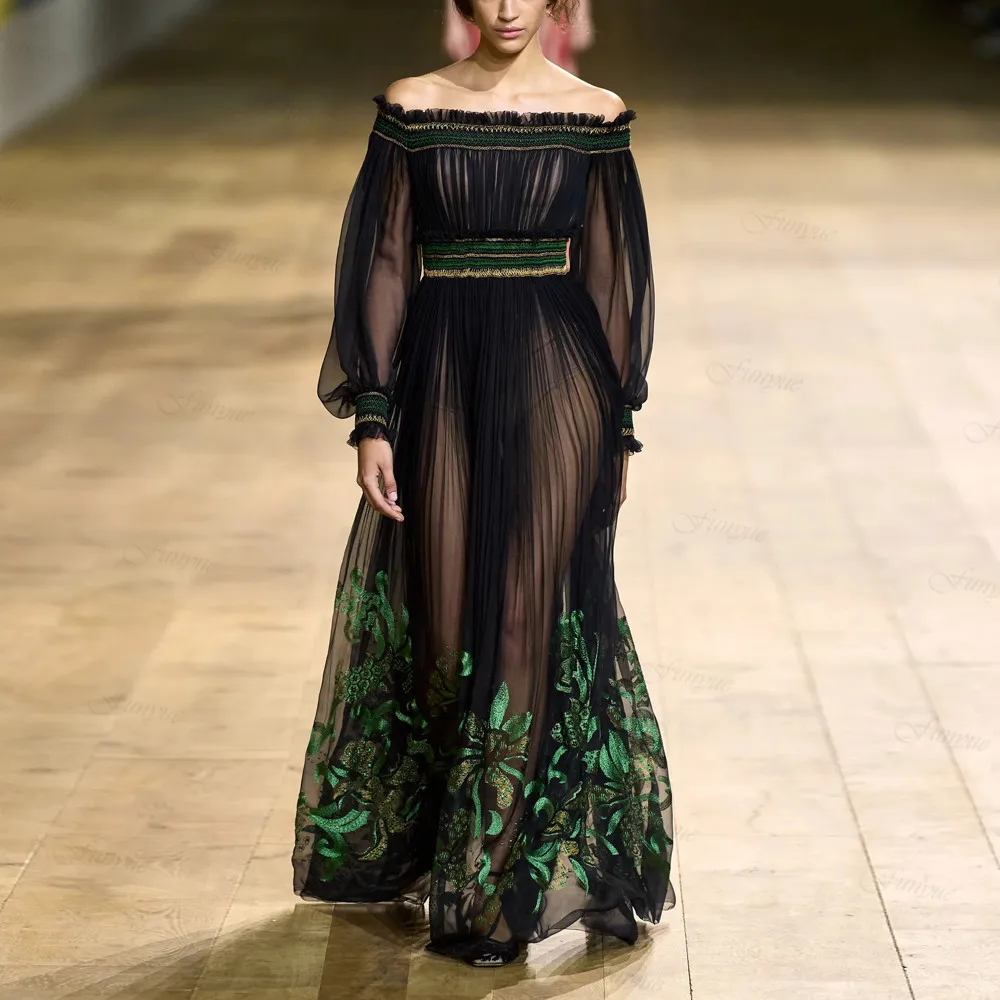 Black Off Shoulder Evening Dress Appliques A-Line Illusion Tulle Prom Dresses Long Sleeves Vestidos De Gala Formal Party Gowns
Black Off Shoulder Evening Dress Appliques A-Line Illusion Tulle Prom Dresses Long Sleeves Vestidos De Gala Formal Party Gowns