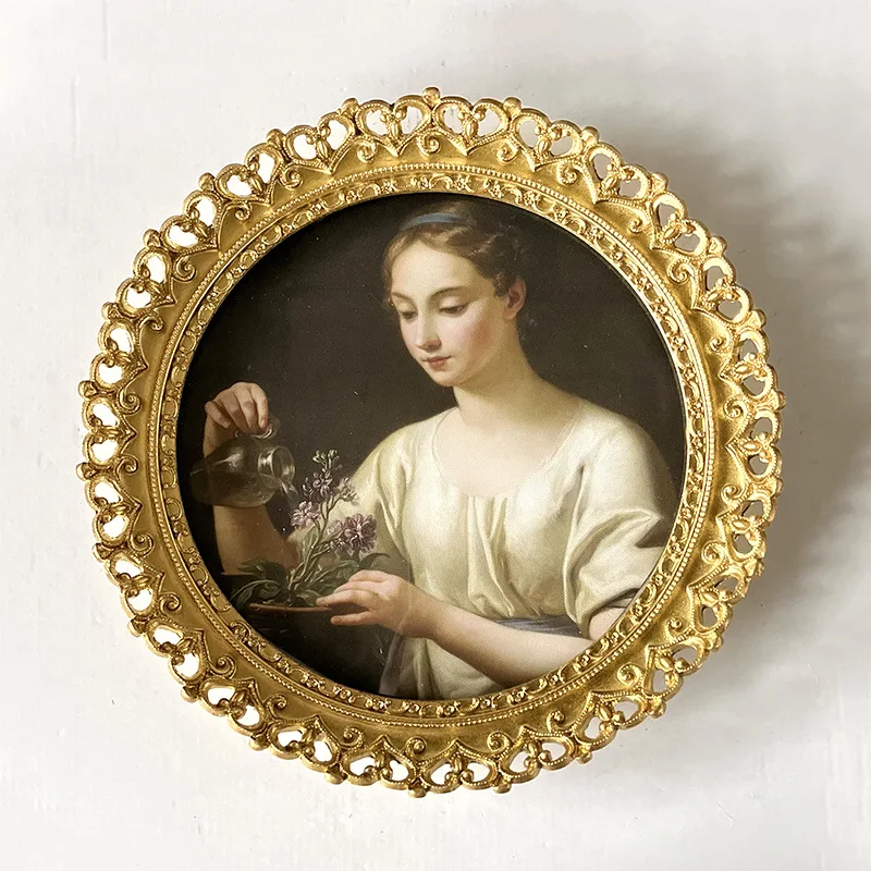 Nordic Resin Photo Frame Wall-Mounted Golden Picture Frame Home Decoration Decoration Photo Wall Combination Wall Decoration Pho
Nordic Resin Photo Frame Wall-Mounted Golden Picture Frame Home Decoration Decoration Photo Wall Combination Wall Decoration Pho