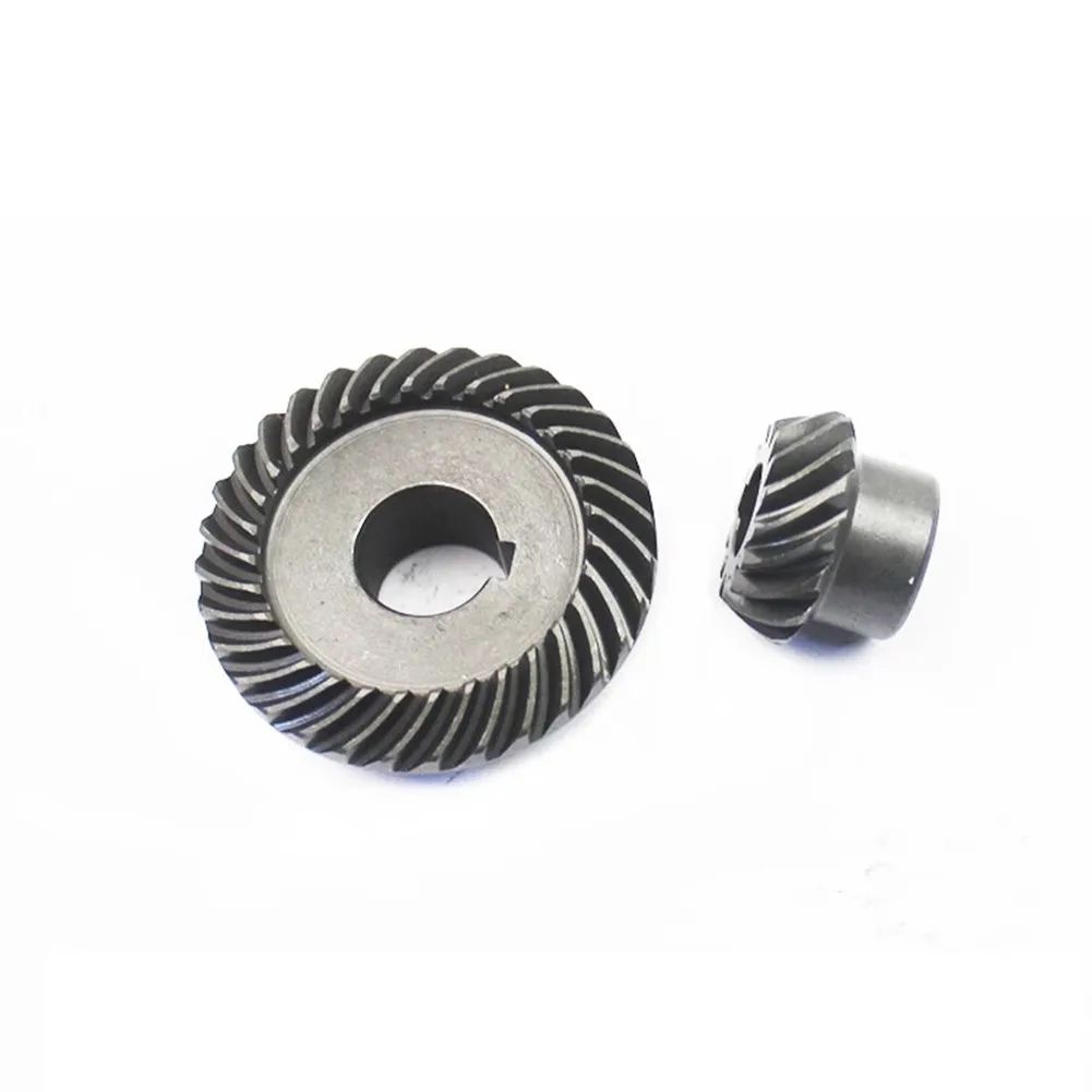 2pcs Replacement Spiral Bevel Gear Set For 125/150 Angle Grinder Power Tools Replacement Accessories High Quality
2pcs Replacement Spiral Bevel Gear Set For 125/150 Angle Grinder Power Tools Replacement Accessories High Quality