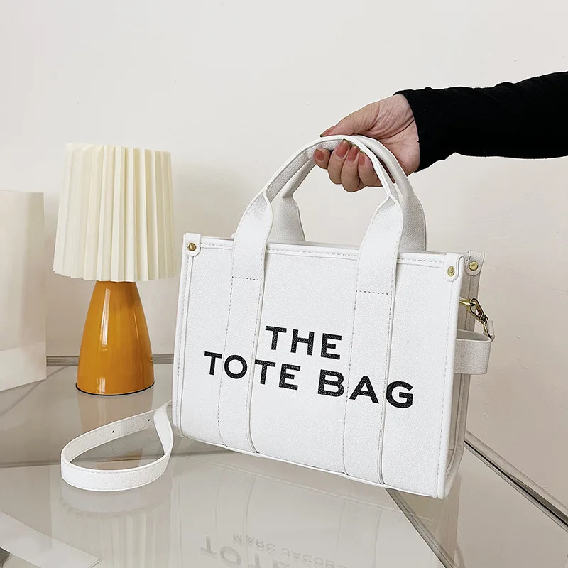 Fashion Small Tote Bag for Women Designer Letters Handbags Luxury Matte Pu Leather Shoulder Crossbody Bags Shopper Purses 
Fashion Small Tote Bag for Women Designer Letters Handbags Luxury Matte Pu Leather Shoulder Crossbody Bags Shopper Purses