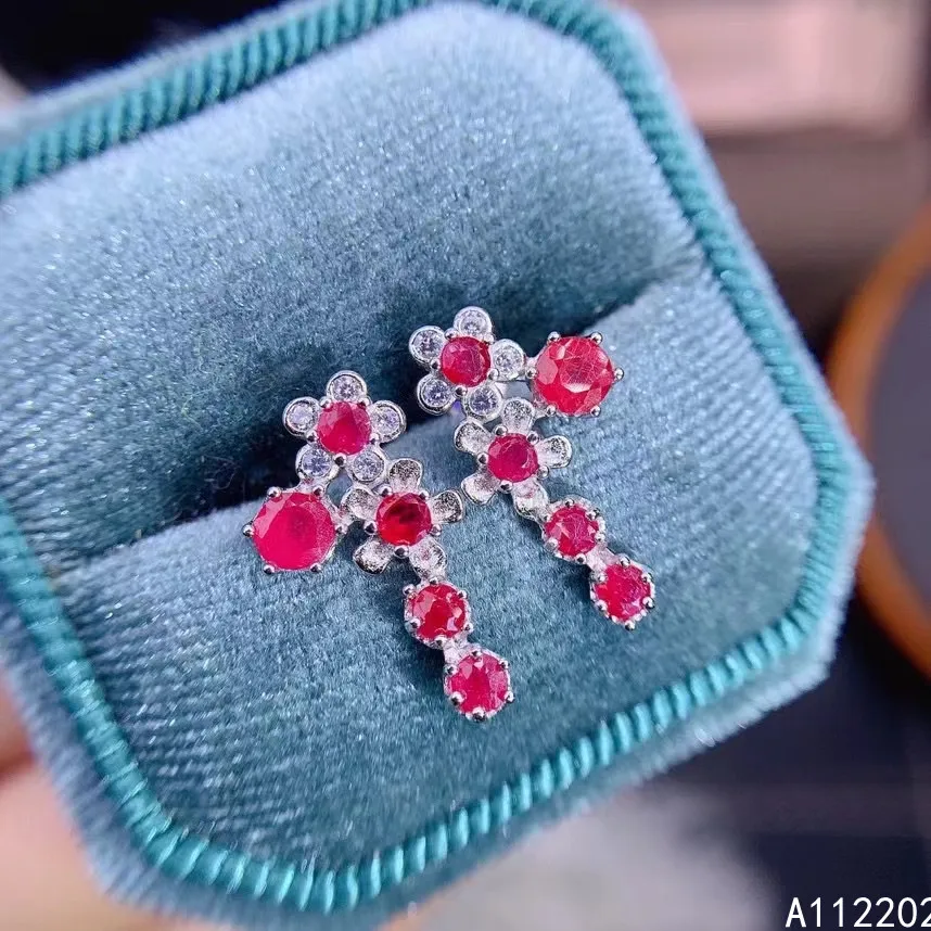 Vintage Popular Natural Ruby Ear Stud 925 Sterling Silver Inlaid Red Gemstones Women's Flower Jewelry Earrings Bridal Party Gift
Vintage Popular Natural Ruby Ear Stud 925 Sterling Silver Inlaid Red Gemstones Women's Flower Jewelry Earrings Bridal Party Gift