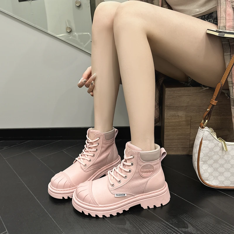Fashion Martin Boots Thick Sole Women's Boots Loace-up Non Slip Ladies Yellow Ankle Boots Short Barrel Square Heel Shoes Ladies 
Fashion Martin Boots Thick Sole Women's Boots Loace-up Non Slip Ladies Yellow Ankle Boots Short Barrel Square Heel Shoes Ladies