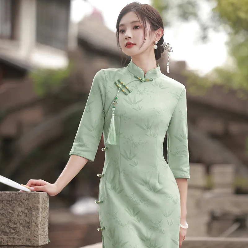 

Yourqipao Autumn 2023 Catwalk Cheongsam Buckle Suede Embroidered Performance Costume Long Qipao Chinese Style Dress for Women