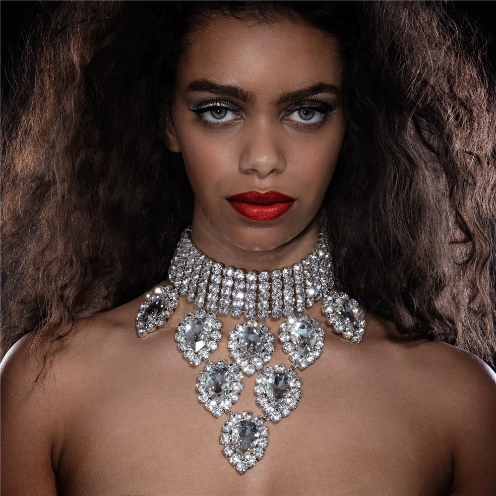 European American Fashion Multi-Row White Rhinestone Water Drop Pendant Necklace Women's Rhinestone Necklace Jewelry
European American Fashion Multi-Row White Rhinestone Water Drop Pendant Necklace Women's Rhinestone Necklace Jewelry