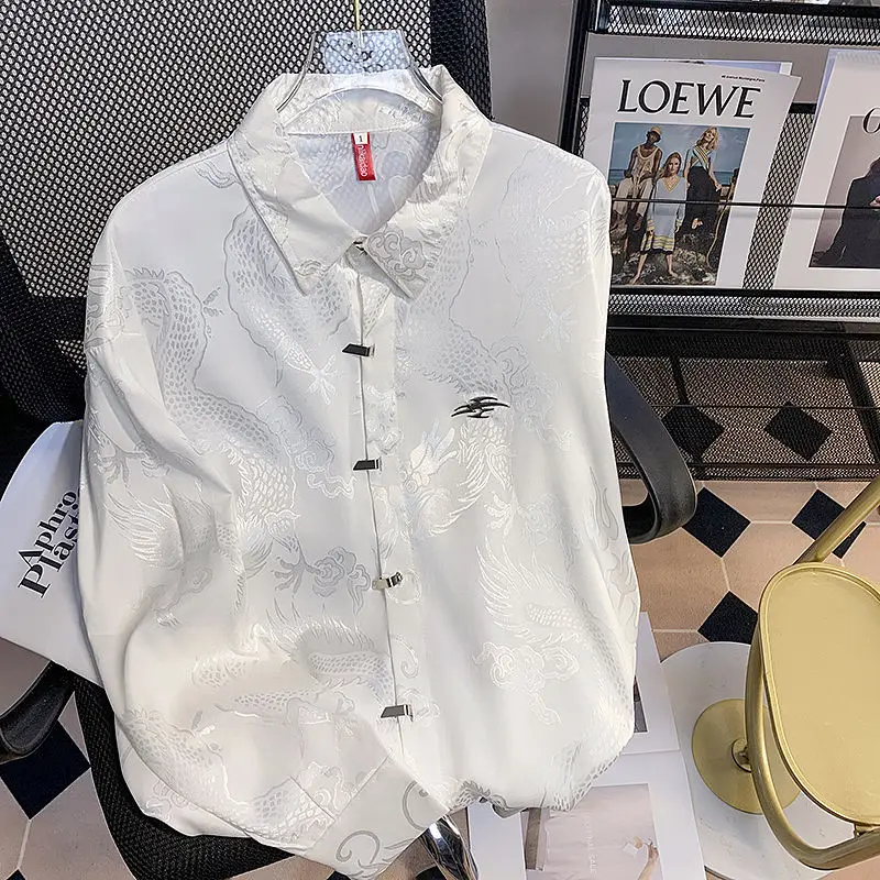 New Chinese Style Metal Buckle Retro Dragon Print Polo Collar Shirt Unisex Spring and Autumn Advanced Sense Vintage Casual Top
New Chinese Style Metal Buckle Retro Dragon Print Polo Collar Shirt Unisex Spring and Autumn Advanced Sense Vintage Casual Top