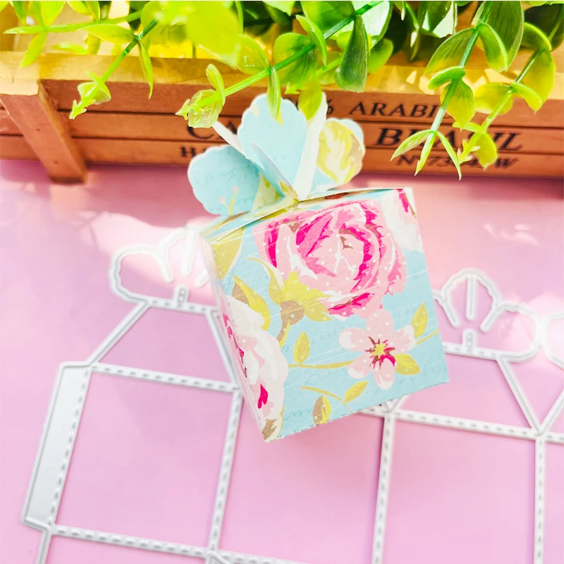 3D Pillow gift box Heart Metal Cutting Dies Stencils For DIY Scrapbooking Decorative Embossing Handcraft Template
3D Pillow gift box Heart Metal Cutting Dies Stencils For DIY Scrapbooking Decorative Embossing Handcraft Template
