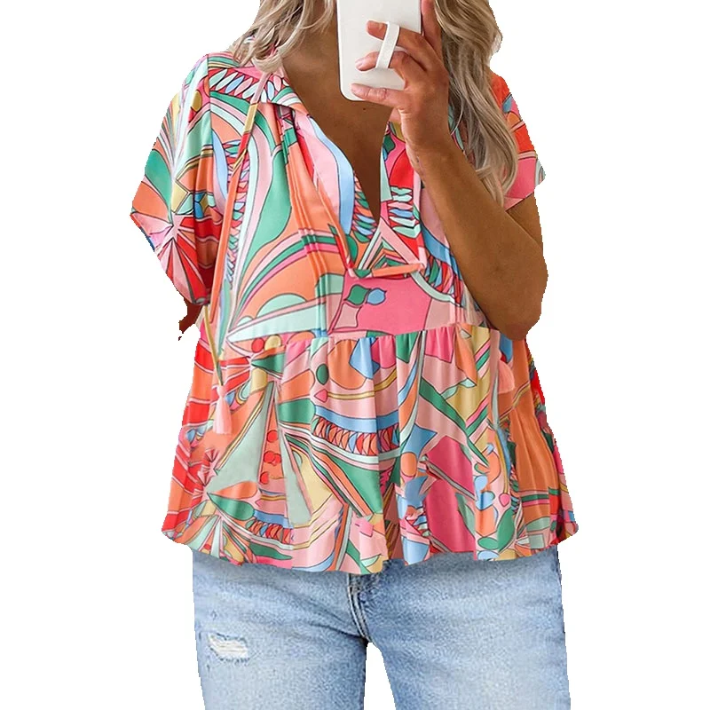 Summer New Bohemian Style T-Shirt Women's Casual Abstract Print Split V-Neck Short Sleeve Women 
Summer New Bohemian Style T-Shirt Women's Casual Abstract Print Split V-Neck Short Sleeve Women