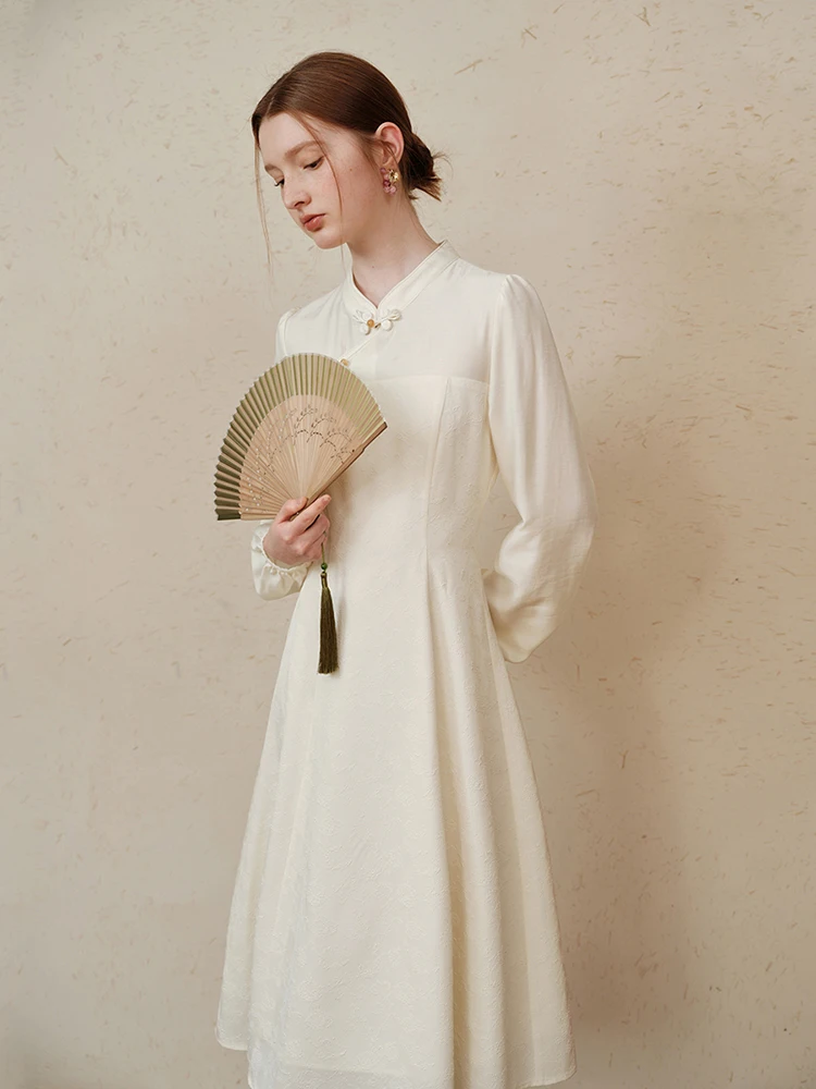 

FSLE New Chinese Style Elegant Beige Long-sleeved Dress Stand Collar Puff Sleeve Female Jacquard Fabric Spring Dress 24FS11214