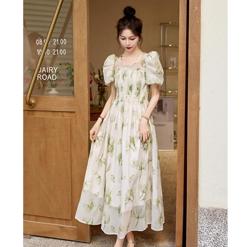 Vintage Dress Women 2023 Summer New Short Sleeve Bubble Sleeve Fairy Long Female Dress Korean Broken Flower Chiffon Dresses
Vintage Dress Women 2023 Summer New Short Sleeve Bubble Sleeve Fairy Long Female Dress Korean Broken Flower Chiffon Dresses