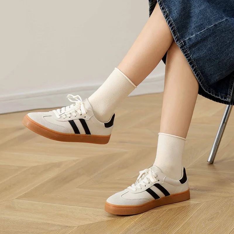 Немецкие тренировочные туфли контрастных цветов в стиле ретро 2024, модная спортивная обувь Instagram, универсальная женская спортивная обувь Forrest Gump
Немецкие тренировочные туфли контрастных цветов в стиле ретро 2024, модная спортивная обувь Instagram, универсальная женская спортивная обувь Forrest Gump