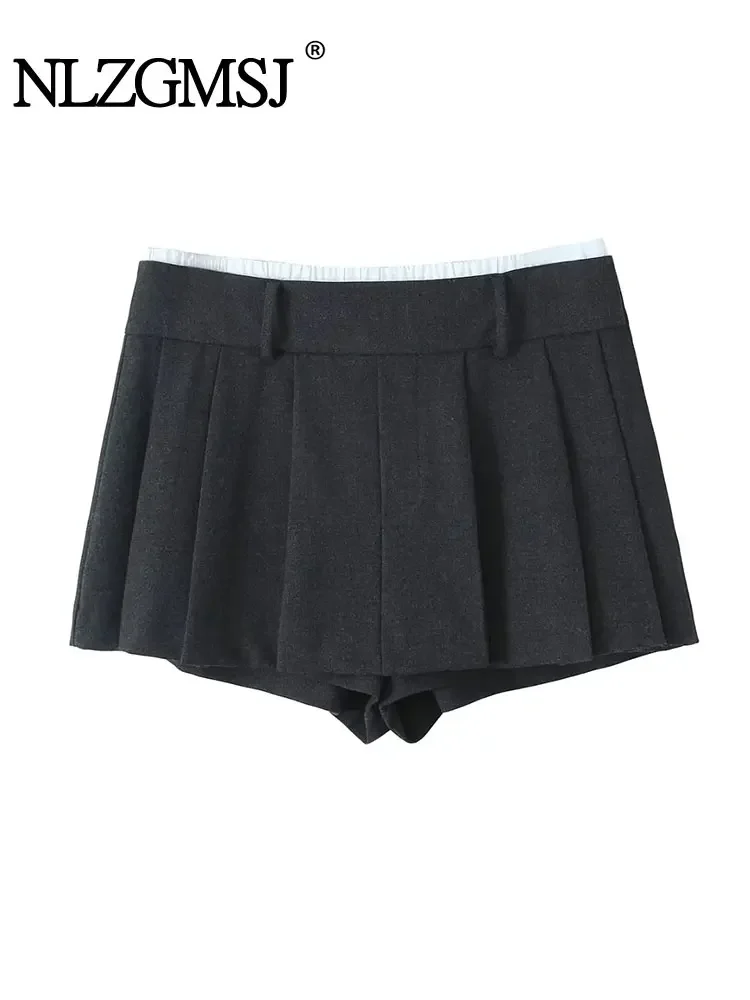Nlzgmsj TRAF 2024 Women New Fashion New Double Layered Waist Wide Pleated casual Short Style Skirt Pants Shorts Female Shorts
Nlzgmsj TRAF 2024 Women New Fashion New Double Layered Waist Wide Pleated casual Short Style Skirt Pants Shorts Female Shorts