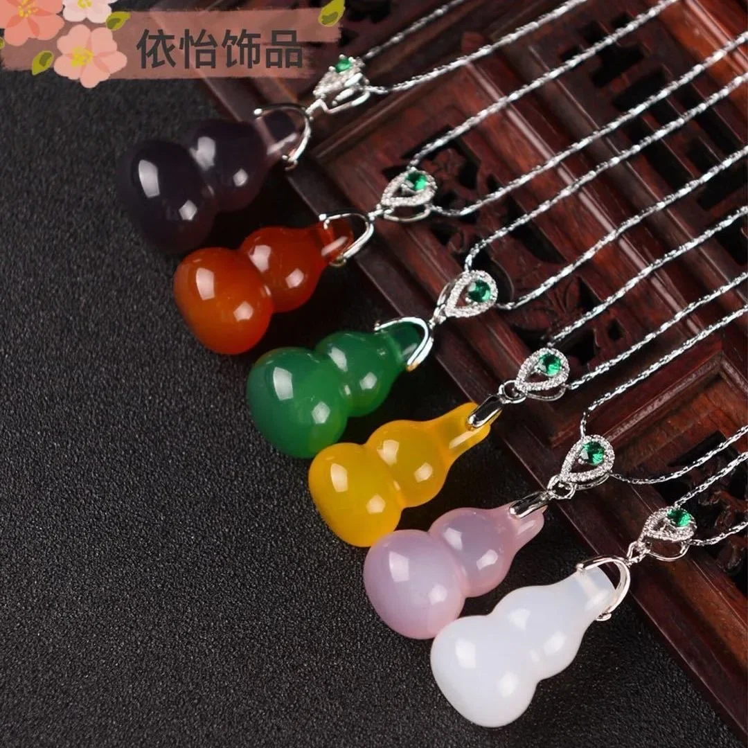 

Natural Jade Agate Gourd Luck Bead Pendant Earrings Charm Jewellery Fashion Accessories Hand-Carved Man Woman Amulet Gifts