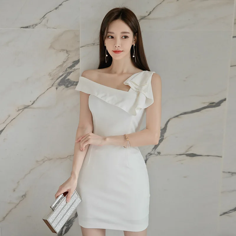 2023 New Summer Birthday Dress for Women Office Bodycon Sexy Party White Mini Dress One-Shoulder Ruffles Dresses Femme Vestidos
2023 New Summer Birthday Dress for Women Office Bodycon Sexy Party White Mini Dress One-Shoulder Ruffles Dresses Femme Vestidos