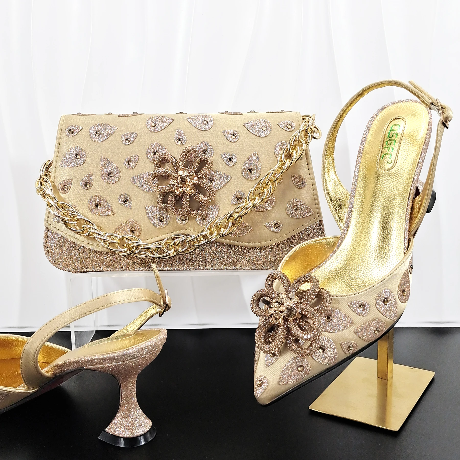 

QSGFC Perfectly designed sequins excellent golden African sandals and handbag set Italian super rhinestone high heels