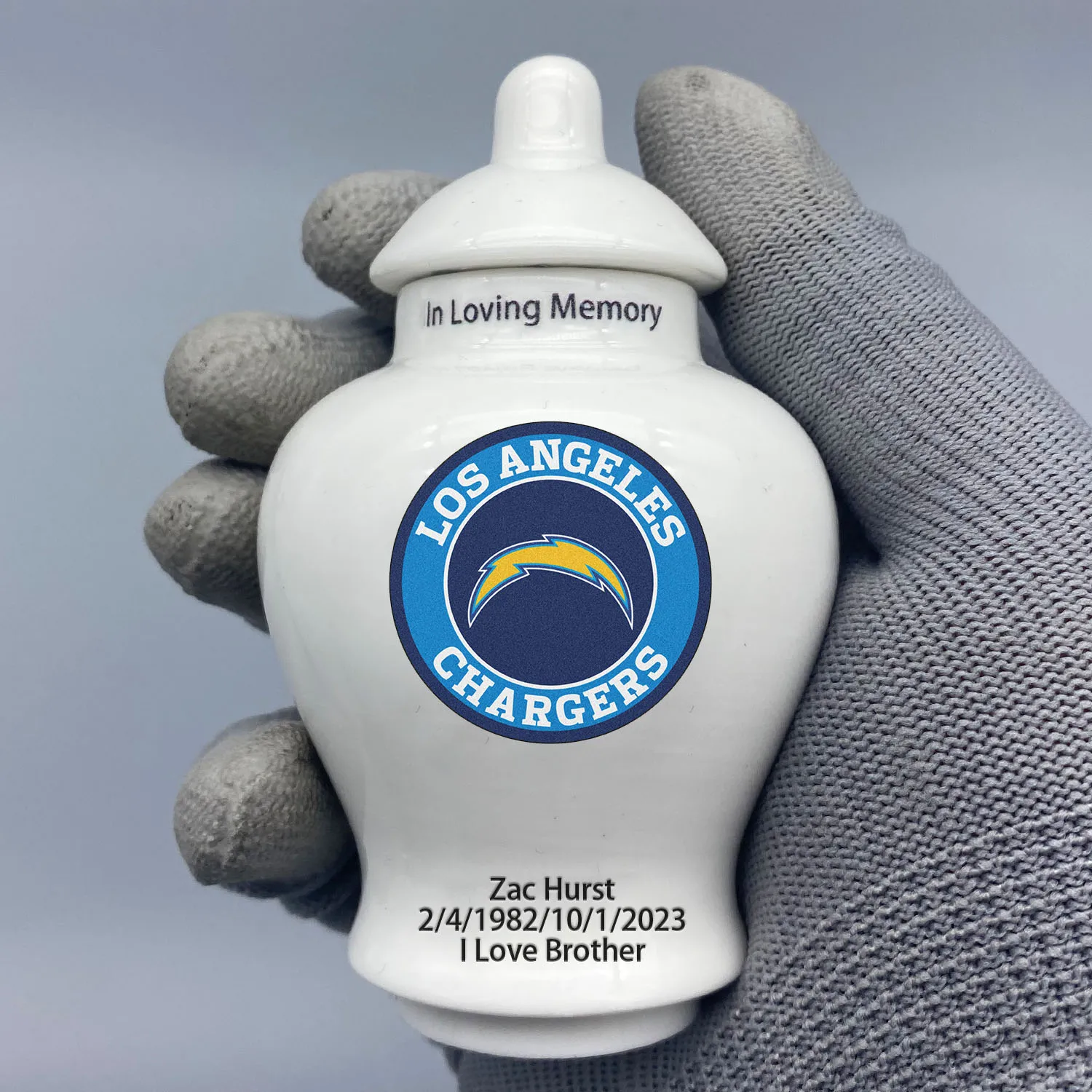 

Mini Urn for Los Angeles Chargers-themed Logo Custom Urn.Send me the name/date you want to appear on the urn by Remarks Message.