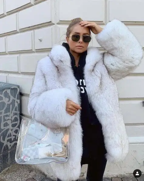 2023 Brand famous LadiesThickening Women's natural fur Jackets Outwear Real Fox Fur Coat
2023 Brand famous LadiesThickening Women's natural fur Jackets Outwear Real Fox Fur Coat