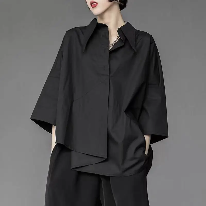 New Summer Black Shirts Loose Unique Short-sleeved Women Irregular Three-quarter Sleeve Handsome Unisex White Blouse Women Tops
New Summer Black Shirts Loose Unique Short-sleeved Women Irregular Three-quarter Sleeve Handsome Unisex White Blouse Women Tops