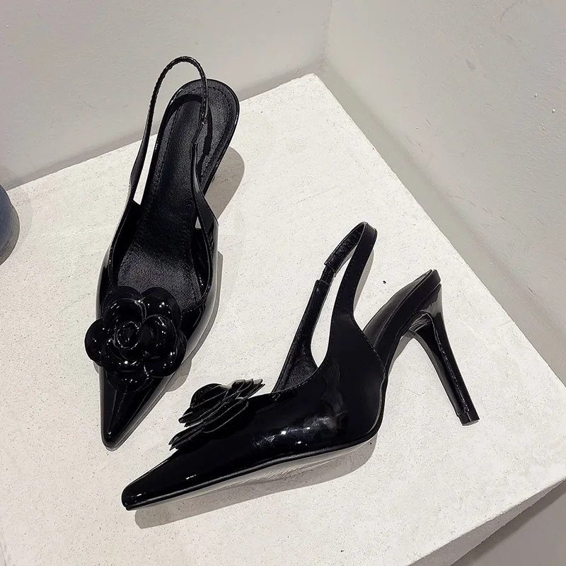 New Spring and Summer Women's High Heels Flower Pointed Toe Shallow Mouth Single Shoes Back Empty Sandals
New Spring and Summer Women's High Heels Flower Pointed Toe Shallow Mouth Single Shoes Back Empty Sandals