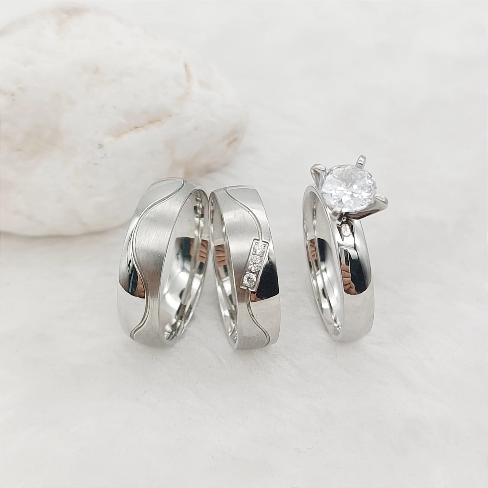 Anniversary Gifts 3pcs Couples Wedding Engagement Rings Sets For Men and Women Silver Stainless Steel Jewery
Anniversary Gifts 3pcs Couples Wedding Engagement Rings Sets For Men and Women Silver Stainless Steel Jewery