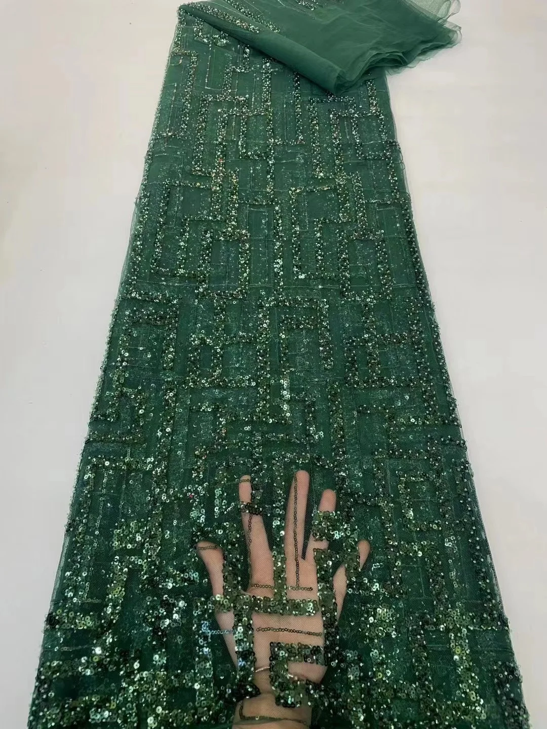 Handmade African Beaded Lace Fabric 2024 High Quality Embroidery Nigerian Sequins Lace Fabrics Tulle For Women French Mesh Lace
Handmade African Beaded Lace Fabric 2024 High Quality Embroidery Nigerian Sequins Lace Fabrics Tulle For Women French Mesh Lace