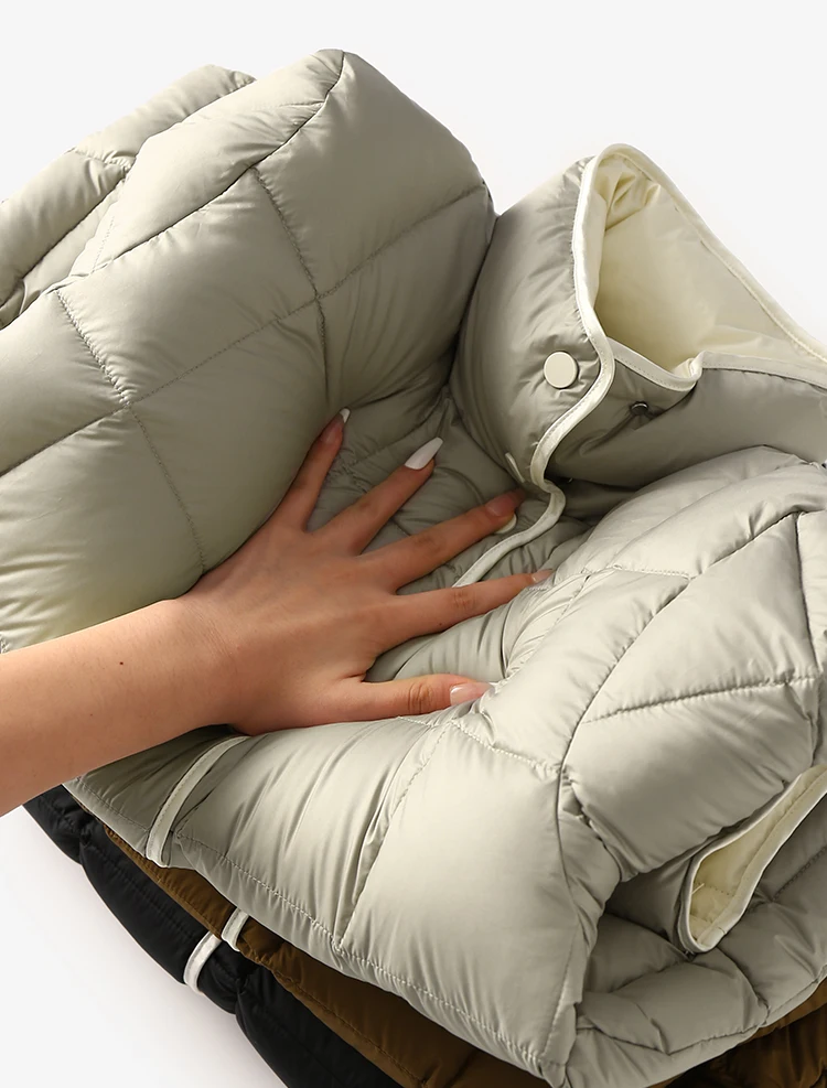 108-116cm Bust Autumn Winter Women Puffy Coat Warm 90% White Goose Down Coats 
108-116cm Bust Autumn Winter Women Puffy Coat Warm 90% White Goose Down Coats